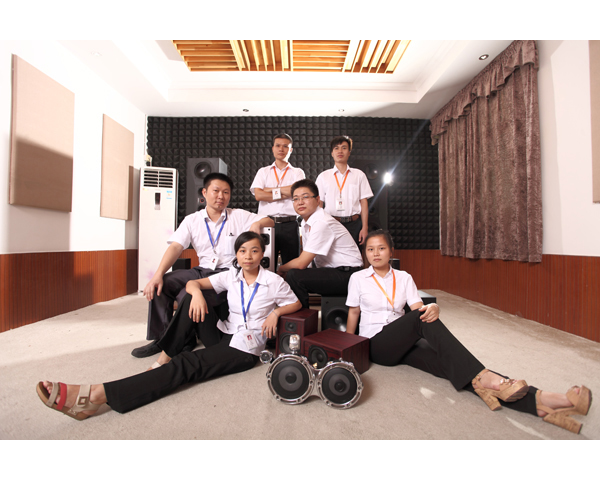 毅廷獨(dú)一無(wú)二研發(fā)團(tuán)隊(duì)