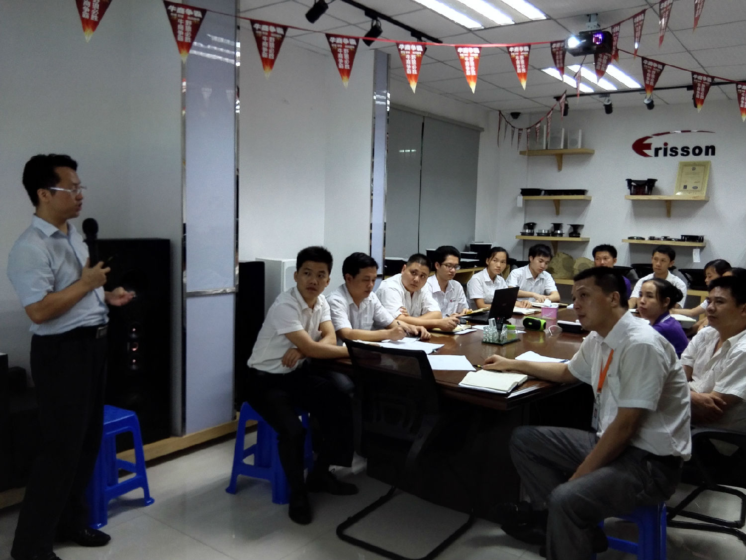 優(yōu)質(zhì)喇叭廠家會(huì)議圖